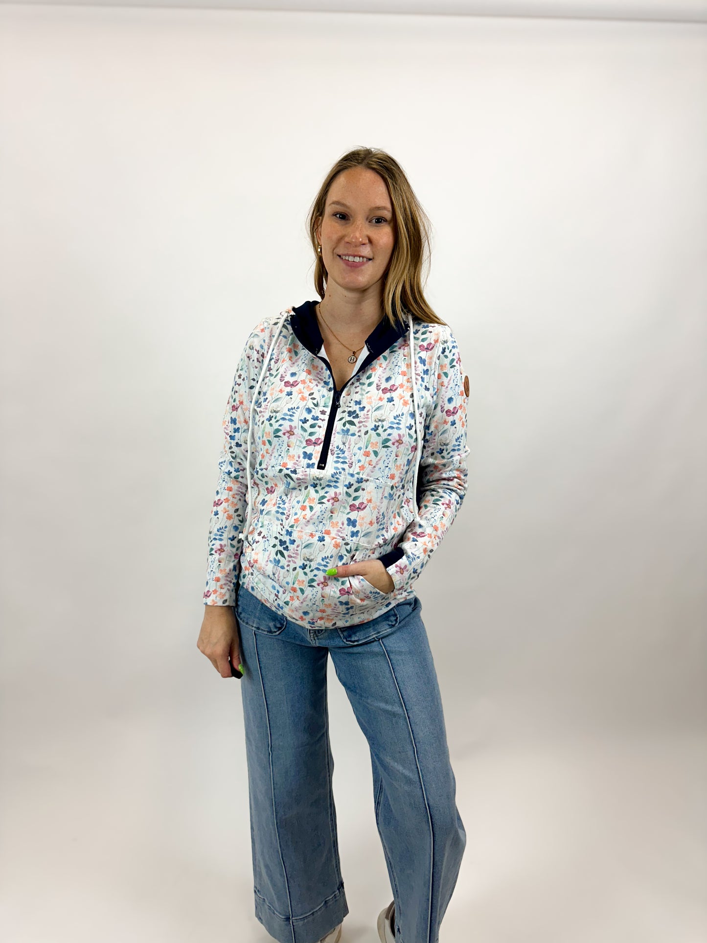 Floral Paradise Pullover - Navy