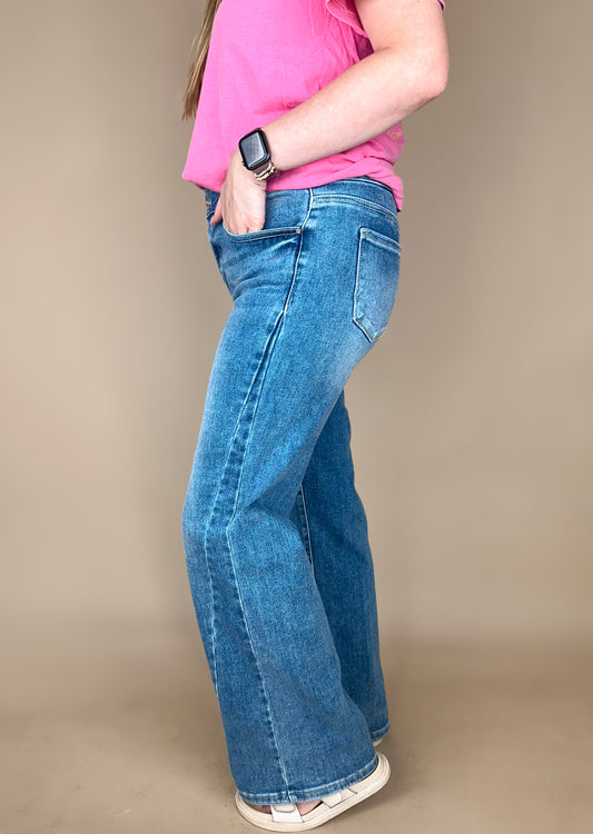 Carlee High Rise Straight Jeans — Risen