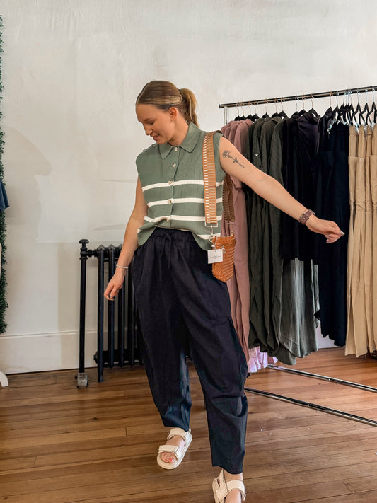 ALL SEASON LAYERING VISCOSE RIB BUTTON-DOWN SWEATER VEST