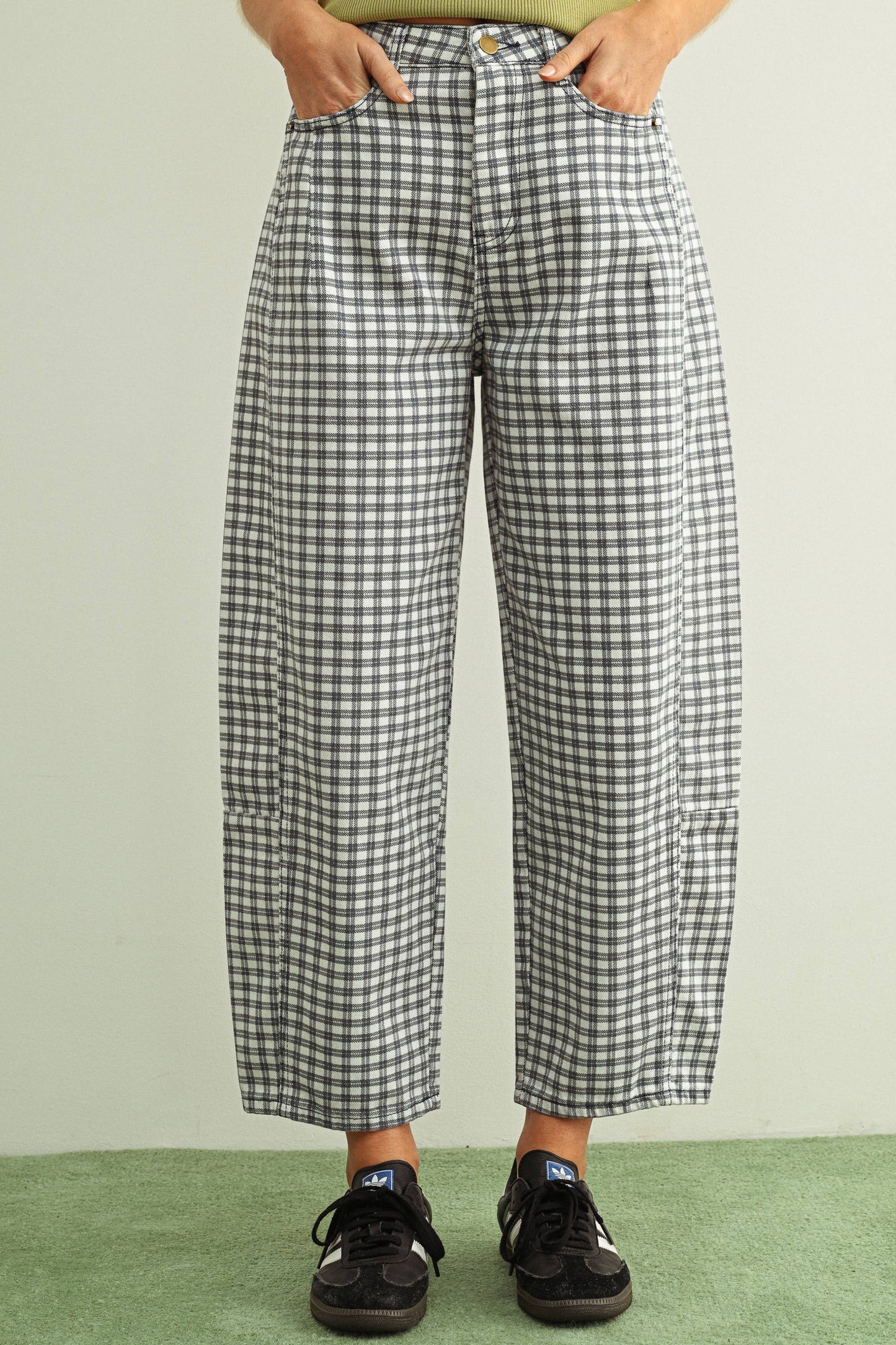 Checkmate Barrel Pants